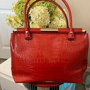 Kate Spade Red/Orange Knightsbridge Constance Shoulder Bag Comes with/care card.